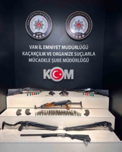 sosyal-medyada-silah-paylasimina-gecit-yok-yeni-operasyonlar-baslatildi-MxmKkSIE.jpg