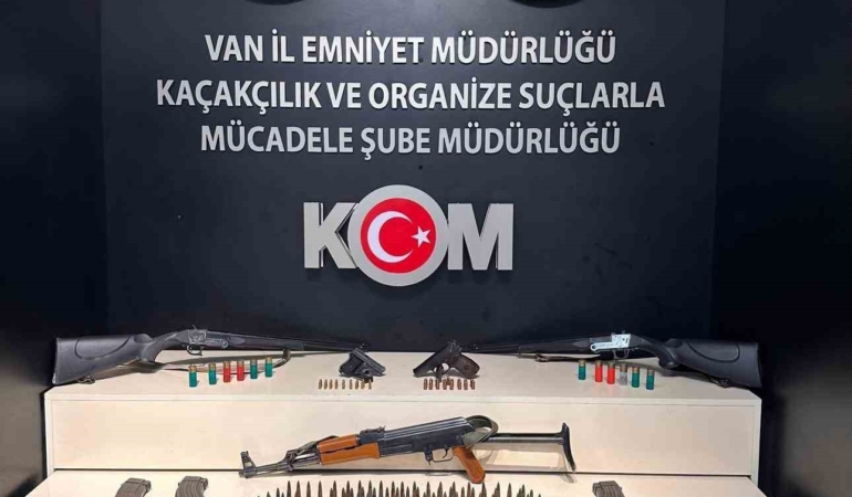 sosyal-medyada-silah-paylasimina-gecit-yok-yeni-operasyonlar-baslatildi-MxmKkSIE.jpg
