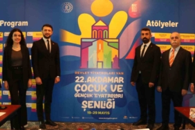 van-akdamar-cocuk-ve-genclik-tiyatrolari-senligi-heyecanla-basliyor-UxzJySzA.jpg