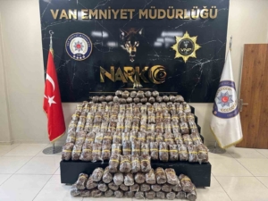 vanda-84-kilo-460-gram-essiz-esrar-ele-gecirildi-a1IiPPfV.jpg