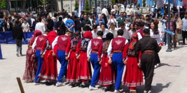 vanda-heyecan-dolu-genclik-spor-festivalleri-basladi-4INbUlBB.jpg
