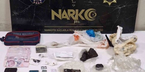Van'da Torbacı Operasyonunda 63 Kişi Hakkında Yasal İşlem Başlatıldı Van’da Torbacı Operasyonunda 63 Kişi Hakkında Yasal İşlem Başlatıldı