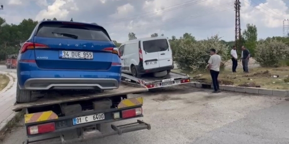 Adilcevaz'da Feci Trafik Kazası: 2 Can Kaybı, 1 Yaralı Adilcevaz’da Feci Trafik Kazası: 2 Can Kaybı, 1 Yaralı