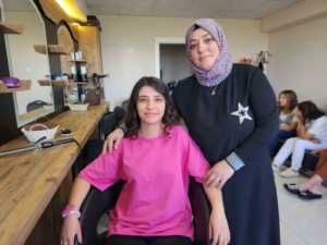 annesiyle-birlikte-babasinin-izinde-yeni-bir-yolculuk-PCwG4Xa3.jpg