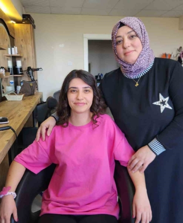 annesiyle-birlikte-babasinin-izinde-yeni-bir-yolculuk-PCwG4Xa3.jpg