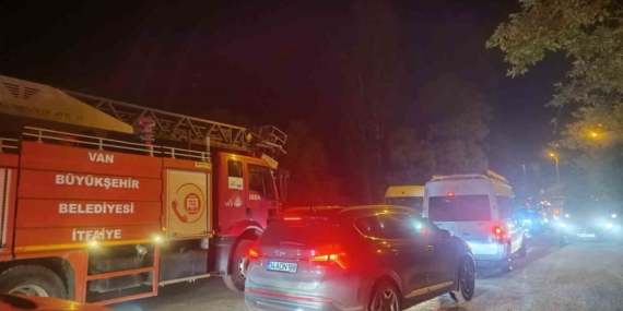 Bahçesaray'da Çaya Düşen Küçük Kızın Acı Hikayesi Bahçesaray’da Çaya Düşen Küçük Kızın Acı Hikayesi