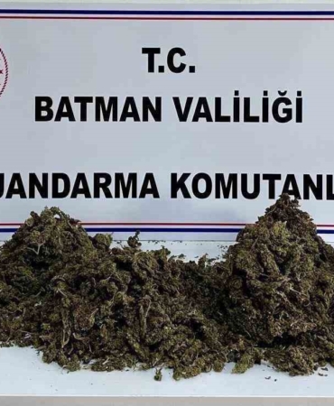 batmanda-4-kilogram-uyusturucu-ile-yakalanan-sahis-tutuklandi-suc-ve-ceza-2rRyjFJ2.jpg