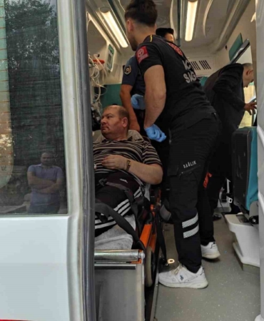 batmanda-ailesini-rehin-alan-sahis-6-saat-sonra-ikna-edilip-teslim-oldu-olayin-detaylari-JStKfs9u.jpg