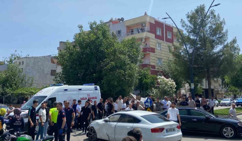 batmanda-feci-zincirleme-kaza-4-kisi-yaralandi-2LKfmODR.jpg