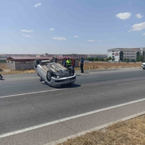 batmanda-trafik-kazasi-bir-kisi-yaralandi-qpBFknXp.jpg