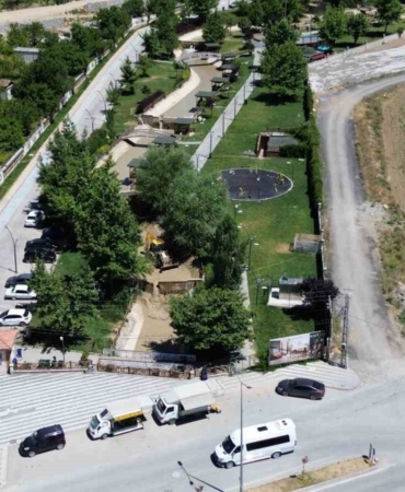 battalgazi-belediyesinden-cinar-parkinda-yenilikci-temizlik-uygulamalari-XQZjzlCw.jpg
