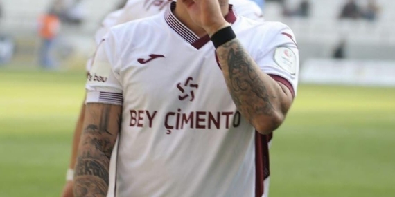 Beykan Şimşek: "Öncelikle Elazığspor ile Yapacağım Görüşme" Beykan Şimşek: “Öncelikle Elazığspor ile Yapacağım Görüşme”