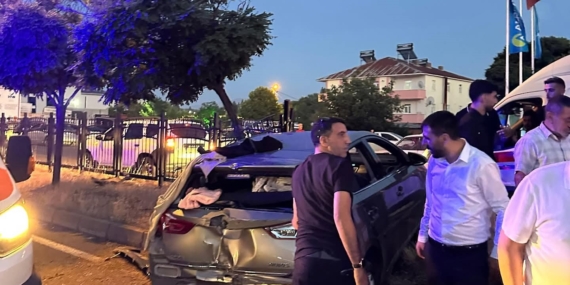 Bingöl'de Feci Zincirleme Trafik Kazası: 5 Kişi Yaralandı Bingöl’de Feci Zincirleme Trafik Kazası: 5 Kişi Yaralandı