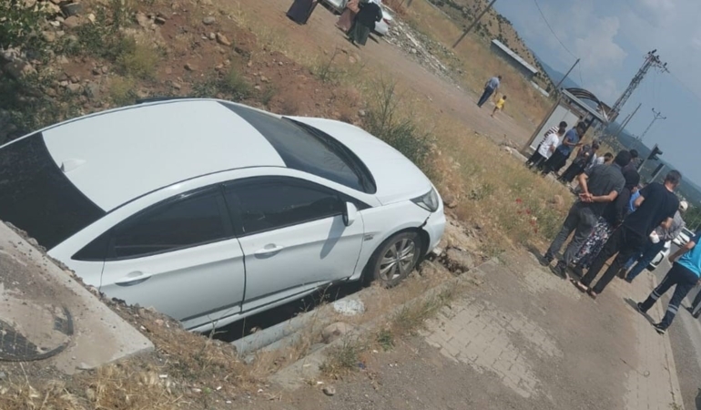 bingolde-korkutan-trafik-kazasi-1-kisi-yaralandi-IOsCi2AE.jpg