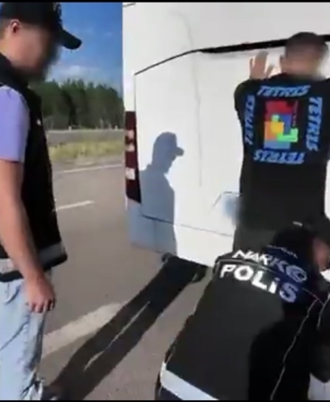 bingolde-uyusturucu-madde-ile-yakalanan-supheli-hakkinda-tutuklama-karari-verildi-ExYB9Fqp.jpg