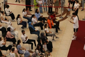 ceylan-karavil-parkta-mirac-cagri-aktasin-etkileyici-performansi-hmGuljnc.jpg