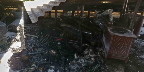 Darende'de Çatı Yangını Panik Yarattı! Darende’de Çatı Yangını Panik Yarattı!