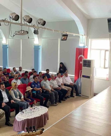 dicle-hemde-hayat-boyu-ogrenme-haftasi-sergi-acilisi-ve-etkinliklerle-dolu-bir-kutlama-XjQkhkE6.jpg
