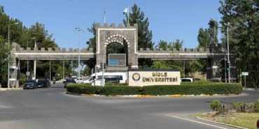 dicle-universitesinde-intihar-olayi-ogrenci-notunda-hocasini-isaret-etti-avzvTkwT.jpg