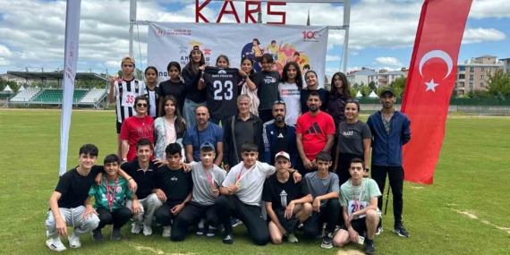Elazığ Atletizm Takımları Kars'tan Şampiyonlukla Dönerek Tarih Yazdı Elazığ Atletizm Takımları Kars’tan Şampiyonlukla Dönerek Tarih Yazdı
