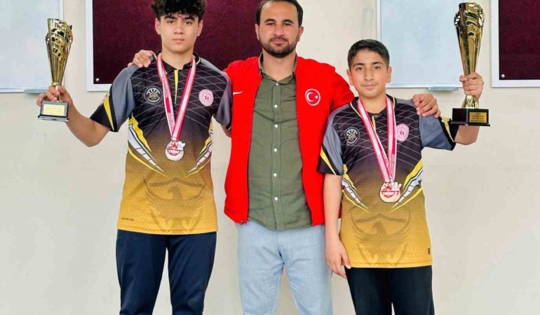 elazig-dart-takimindan-tarihi-basari-6-madalya-ve-2-kupa-67RSxMnB.jpg