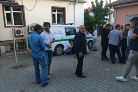 elazigda-15-yasindaki-genc-babasini-hayatindan-etti-ve-annesini-ciddi-sekilde-yaraladi-A3gNgswW.jpg
