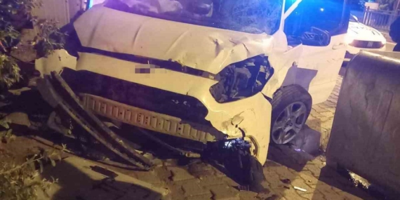 Elazığ'da Hafif Ticari Araç ve Motosiklet Çarpıştı: 6 Kişi Yaralandı Elazığ’da Hafif Ticari Araç ve Motosiklet Çarpıştı: 6 Kişi Yaralandı