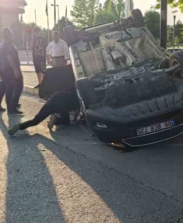 elazigda-kaza-iki-yarali-olayin-detaylari-mwPppi7d.jpg