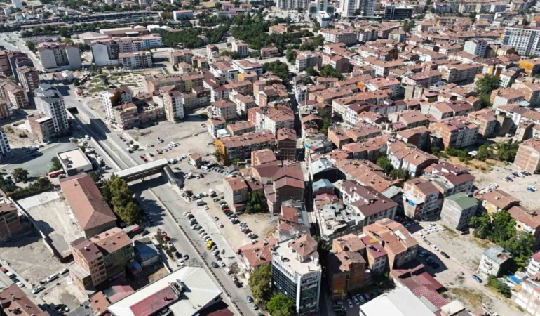 elazigda-kentsel-donusum-projeleri-tum-hiziyla-devam-ediyor-JF2xcmgd.jpg