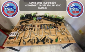 elazigda-suclulara-goz-actirmayan-polis-ekipleri-iK6X3yHv.jpg
