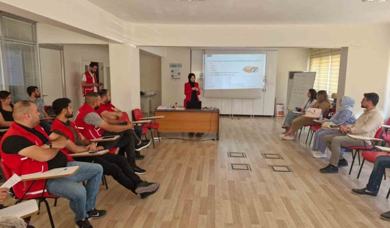elazigda-yenilikci-saglikli-hayat-akademisi-projesi-ile-sagliginizi-gelistirin-MDAdBzUG.jpg