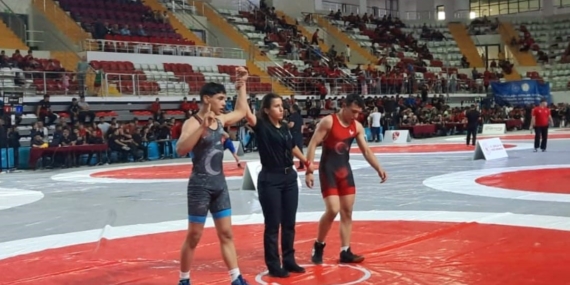 Elazığlı Minik Güreşçilerin Türkiye Şampiyonası'ndaki Başarısı Göz Doldurdu Elazığlı Minik Güreşçilerin Türkiye Şampiyonası’ndaki Başarısı Göz Doldurdu