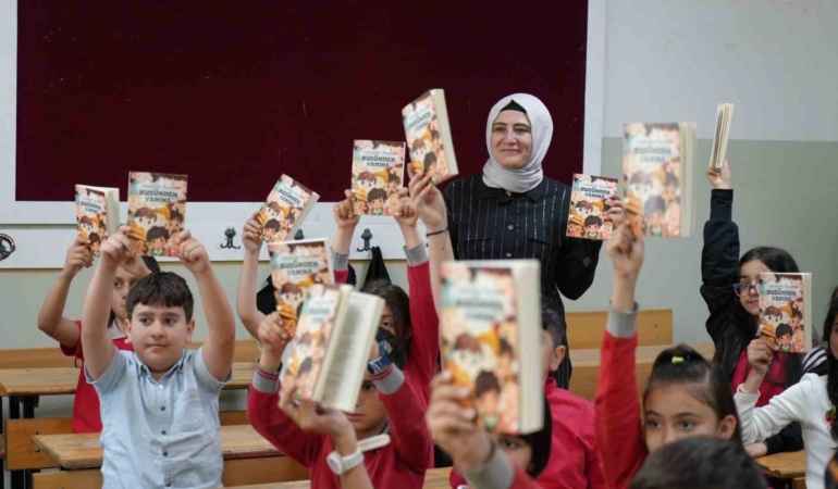 erzurumun-kalbinden-33-ogrencinin-ilham-verici-hikayeleri-ve-bir-ogretmenin-yolculugu-tI8YiPPy.jpg