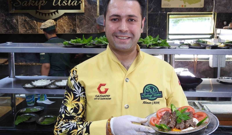 gaziantep-yazlarinin-gozdesi-padisah-yemegi-ali-nazik-H4d5vhrn.jpg