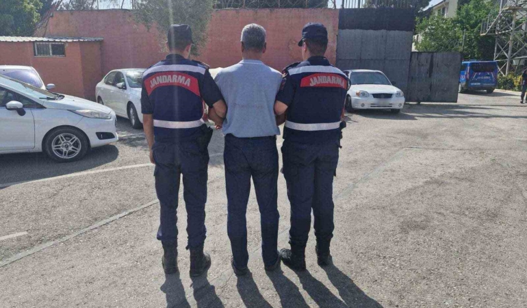gaziantepte-5-tabanca-ve-1-av-tufegi-ele-gecirildi-olayin-detaylari-78pgynYY.jpg