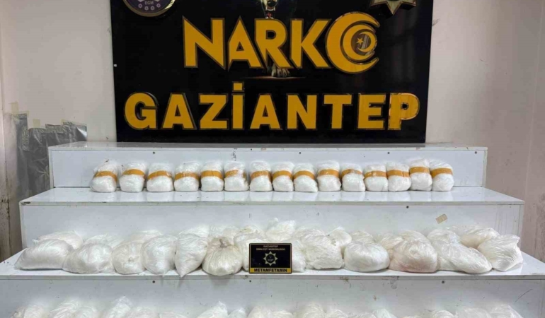 gaziantepte-58-kilo-metamfetamin-yakalandi-uyusturucu-operasyonu-detaylari-WOyhkVwx.jpg