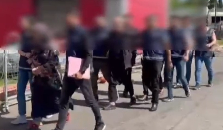 gaziantepte-kizini-bogarak-olduren-anne-hakkinda-sok-edici-gelisme-eELa6STf.jpg