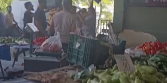 Gaziantep'te Pazarcılar Arasında Çıkan Kavga: 4 Yaralı Gaziantep’te Pazarcılar Arasında Çıkan Kavga: 4 Yaralı