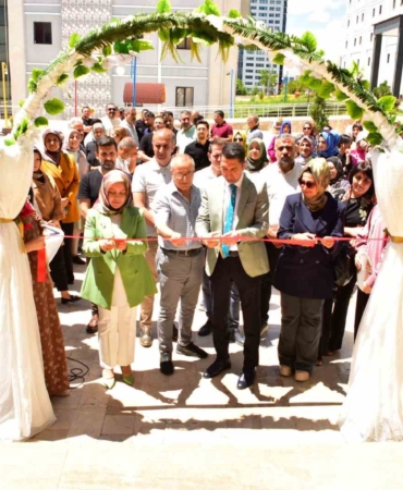 gsb-elazig-yurtlarindan-gorkemli-sergi-deneyimi-WZb9j3LO.jpg