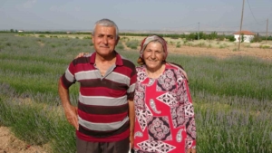 internetten-ilham-alarak-lavanta-ureticisi-olma-hikayesi-RCi6yTUO.jpg