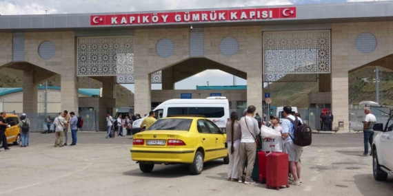 İran ve İsrail Çatışmalarının 6. Gününde Kapıköy'deki Yoğunluk Düşüşte İran ve İsrail Çatışmalarının 6. Gününde Kapıköy’deki Yoğunluk Düşüşte