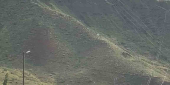 Kars'ta Tır ve Otomobil Çarpışması: 1 Kişi Hayatını Kaybetti, 2 Yaralı Kars’ta Tır ve Otomobil Çarpışması: 1 Kişi Hayatını Kaybetti, 2 Yaralı