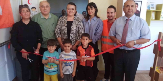 Kaza Kurbanı Dr. Mehmet Turan Yazlak'ın Anısı Kütüphanede Sonsuza Dek Yaşatılacak Kaza Kurbanı Dr. Mehmet Turan Yazlak’ın Anısı Kütüphanede Sonsuza Dek Yaşatılacak