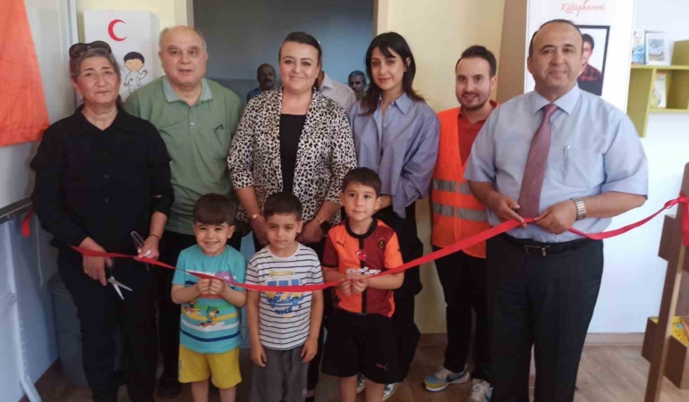 kaza-kurbani-dr-mehmet-turan-yazlakin-anisi-kutuphanede-sonsuza-dek-yasatilacak-Q5dEbjHc.jpg