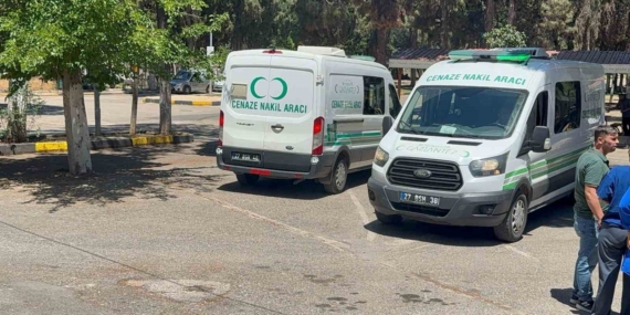 Kaza Sonrası Hayatını Kaybeden İki Genç İçin Cenaze Töreni Düzenlendi Kaza Sonrası Hayatını Kaybeden İki Genç İçin Cenaze Töreni Düzenlendi