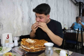 kilosu-ve-yasiyla-sinirlari-asan-bir-lahmacun-rekoru-pdkNqf8K.jpg