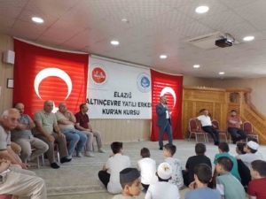kuran-kursunda-basari-ve-odullerle-dolu-bir-gun-GkyeK9aU.jpg