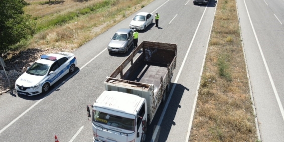 Kurban Bayramı'nda Malatya'da Alınan Özel Trafik Önlemleri Kurban Bayramı’nda Malatya’da Alınan Özel Trafik Önlemleri