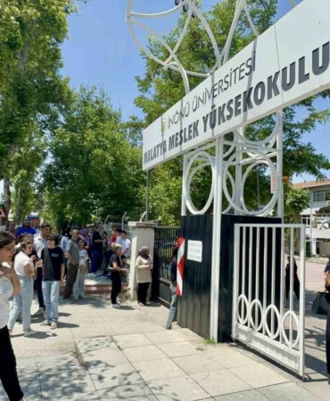 malatyada-ayt-yarismasi-sonunda-buyuk-heyecan-yasandi-njkilnST.jpg