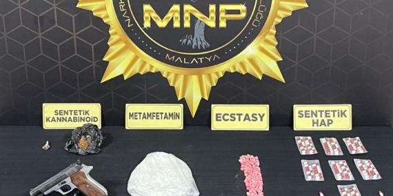 Malatya'da Uyuşturucu Operasyonu: 4 Kişi Gözaltında! Malatya’da Uyuşturucu Operasyonu: 4 Kişi Gözaltında!